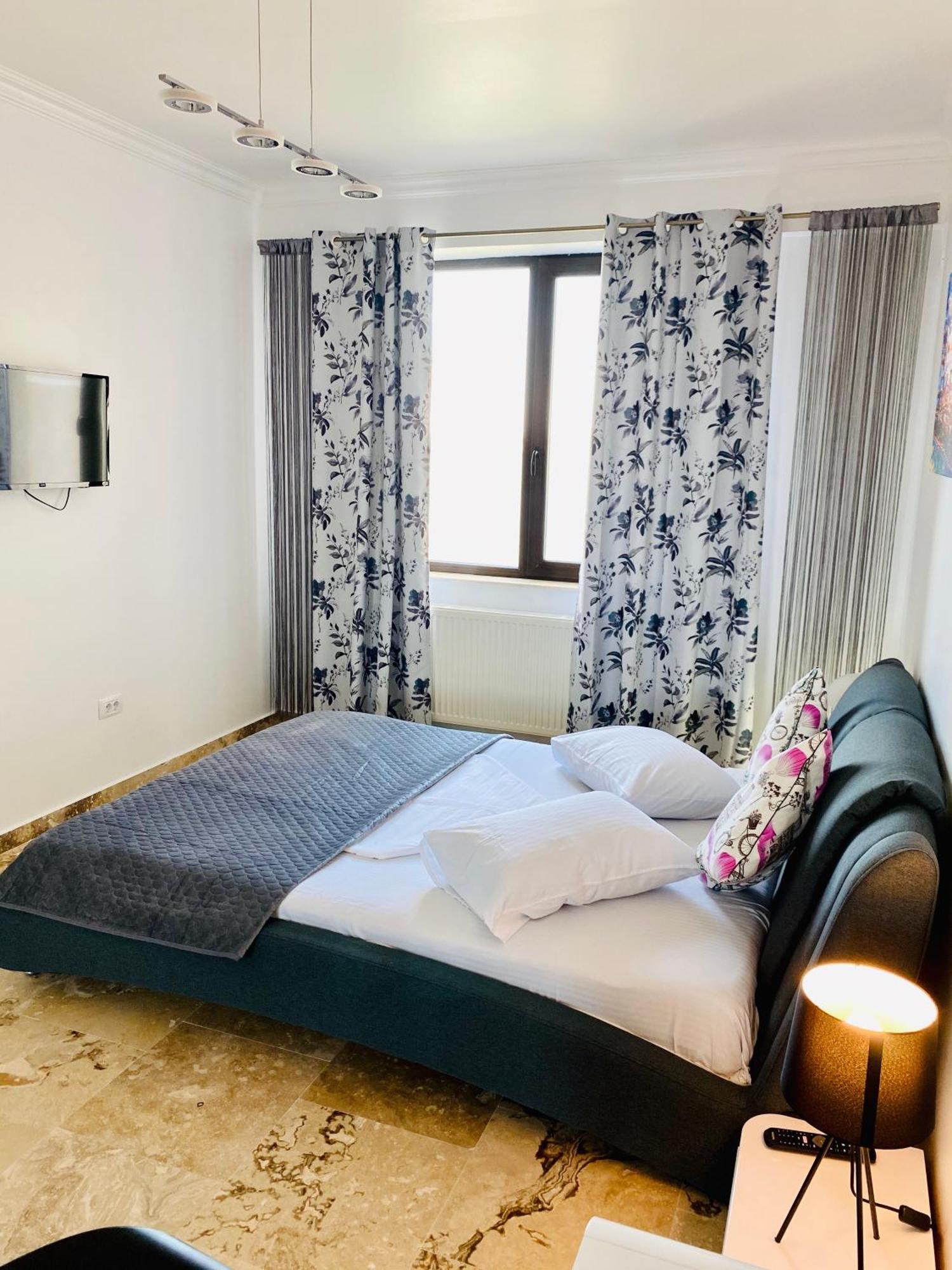 Solid Apartments Мамая Экстерьер фото